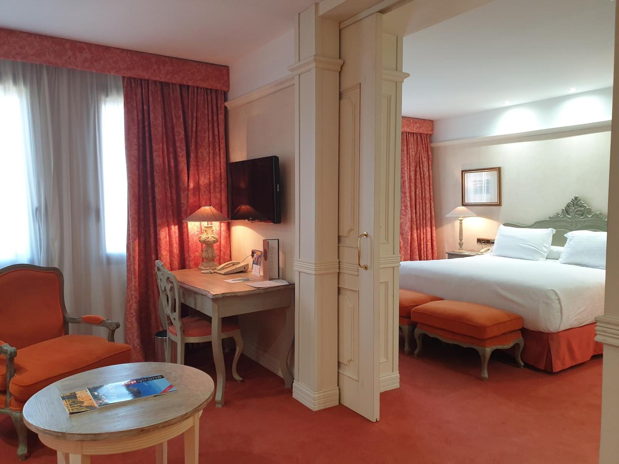 Best Western Premier Cmc Girona Exterior photo