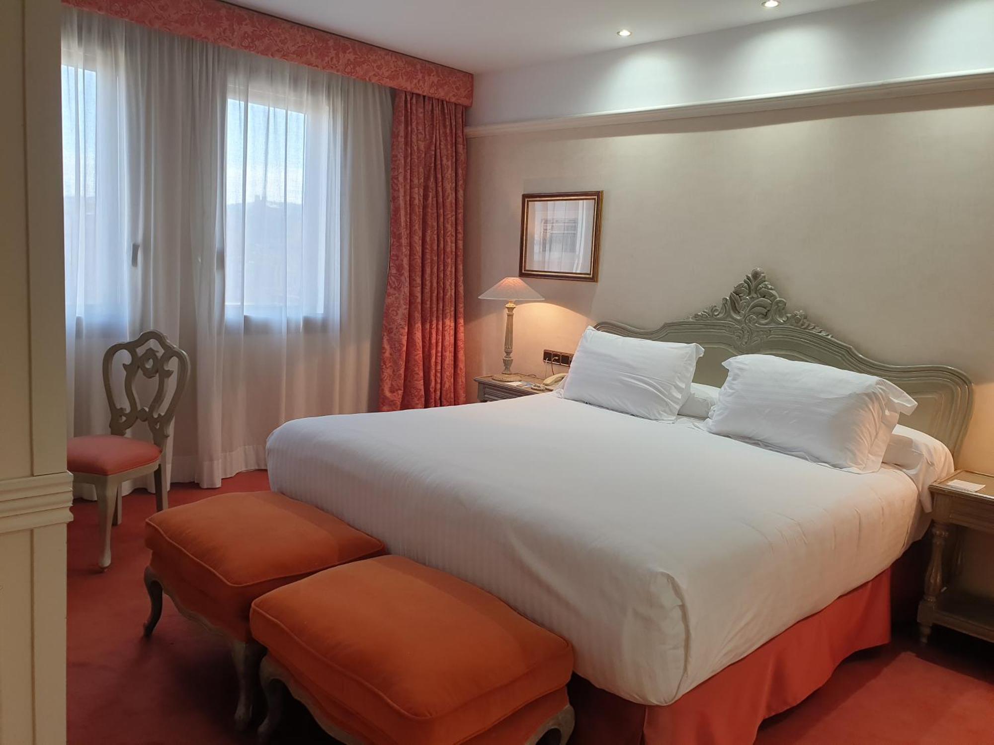 Best Western Premier Cmc Girona Exterior photo